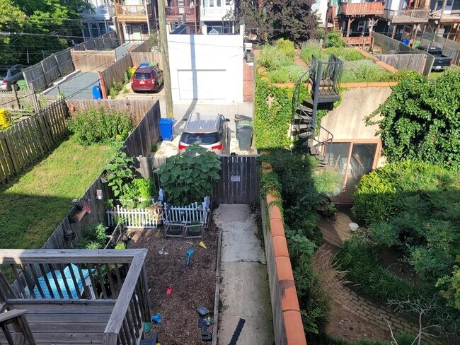 Building Photo - The Adams Apartments