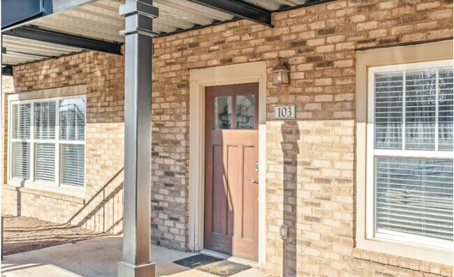 Building Photo - 01-103 Whittaker