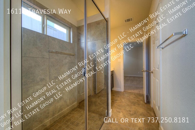 Building Photo - 16116 Travesia Way