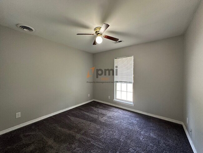 Building Photo - 12910 S Cline Ave