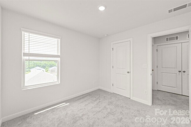 Building Photo - 7136 Bryce Ave