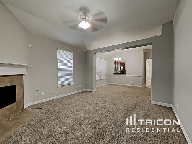 Building Photo - 7123 Durango Creek Dr