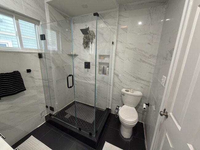 Building Photo - 21 Marion Rd