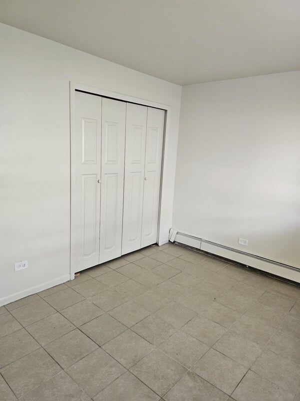 Building Photo - 320 W Dale Dr