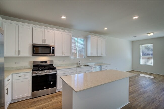 Building Photo - 1418 Tramore Wy