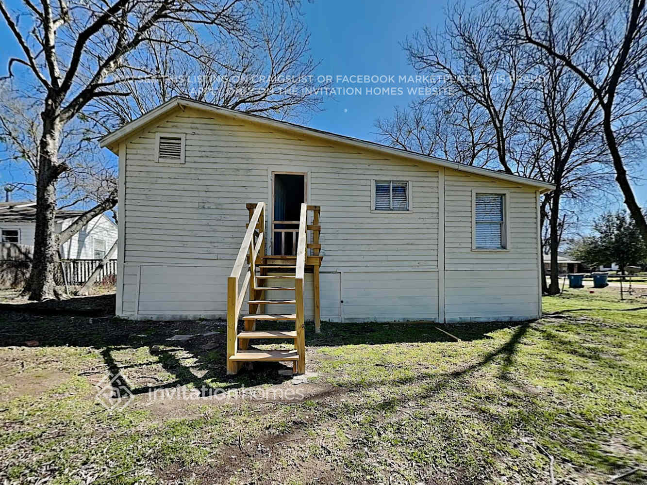 Building Photo - 705 N Alamo Rd