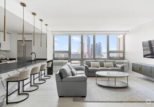 Building Photo - 2 bedroom in Long Island City NY 11101