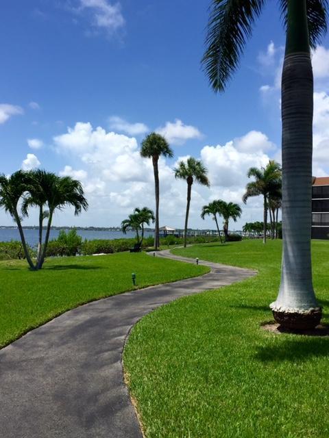 Building Photo - 3492 NE Causeway Blvd