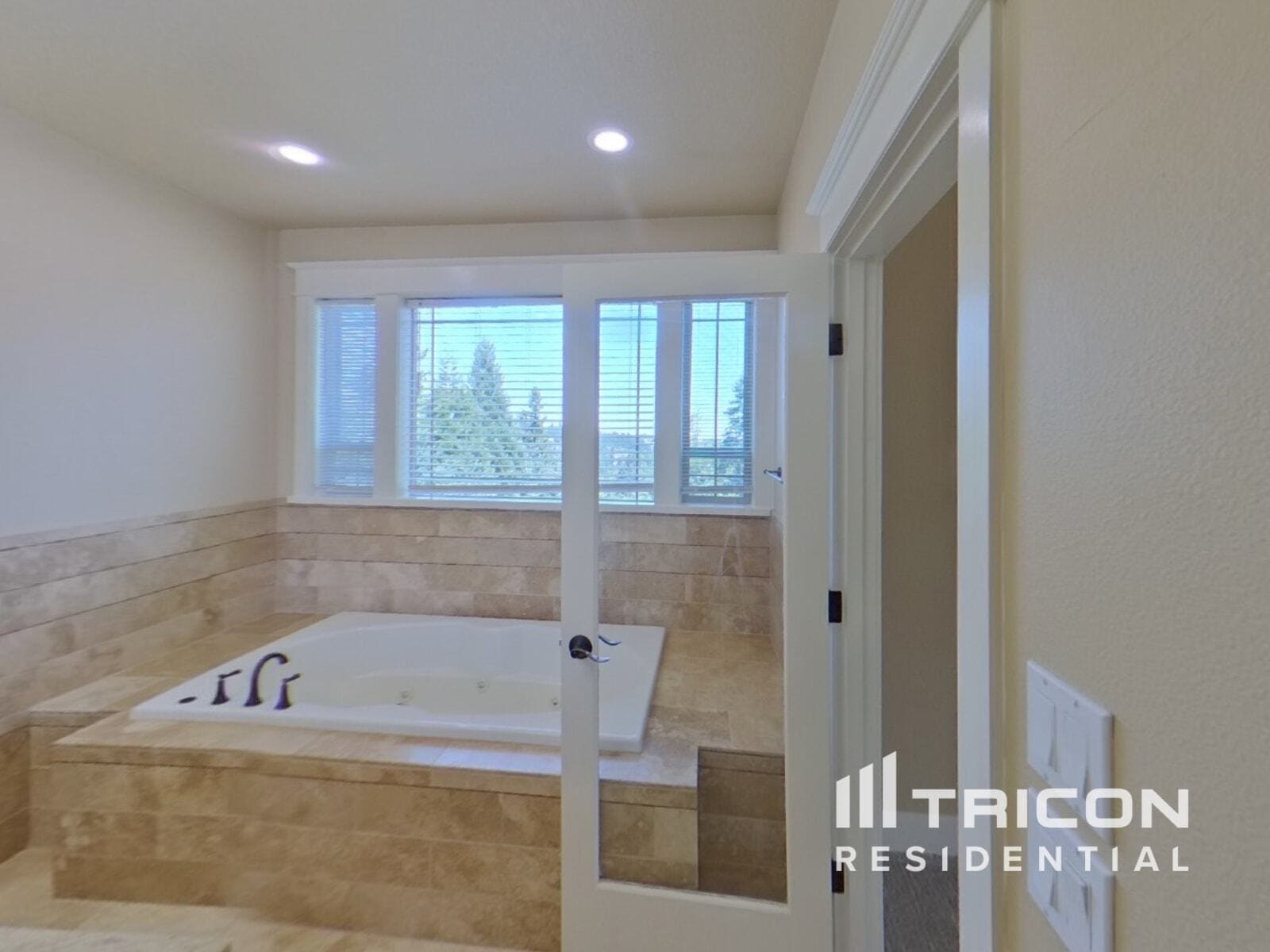 Building Photo - 11593 SE Waterleaf Dr