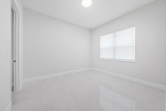 Building Photo - 5432 Pecan Dr