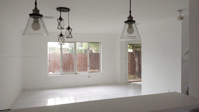 Building Photo - 8382 SW 152nd Ave Cir