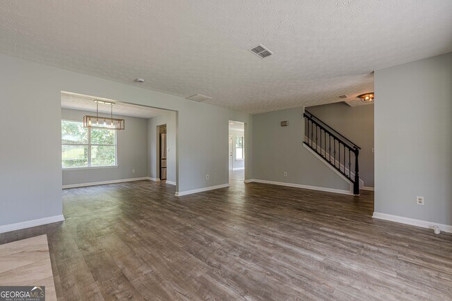 Building Photo - 5458 Winslow Crossing N