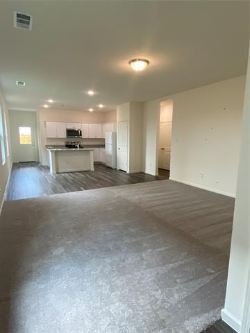 Building Photo - 6309 Tropicana Way