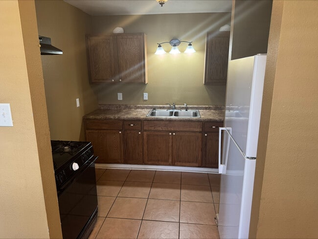 Building Photo - 16678 S Amite Dr