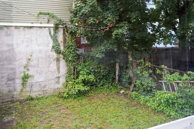 Building Photo - 22 Wegman Ct