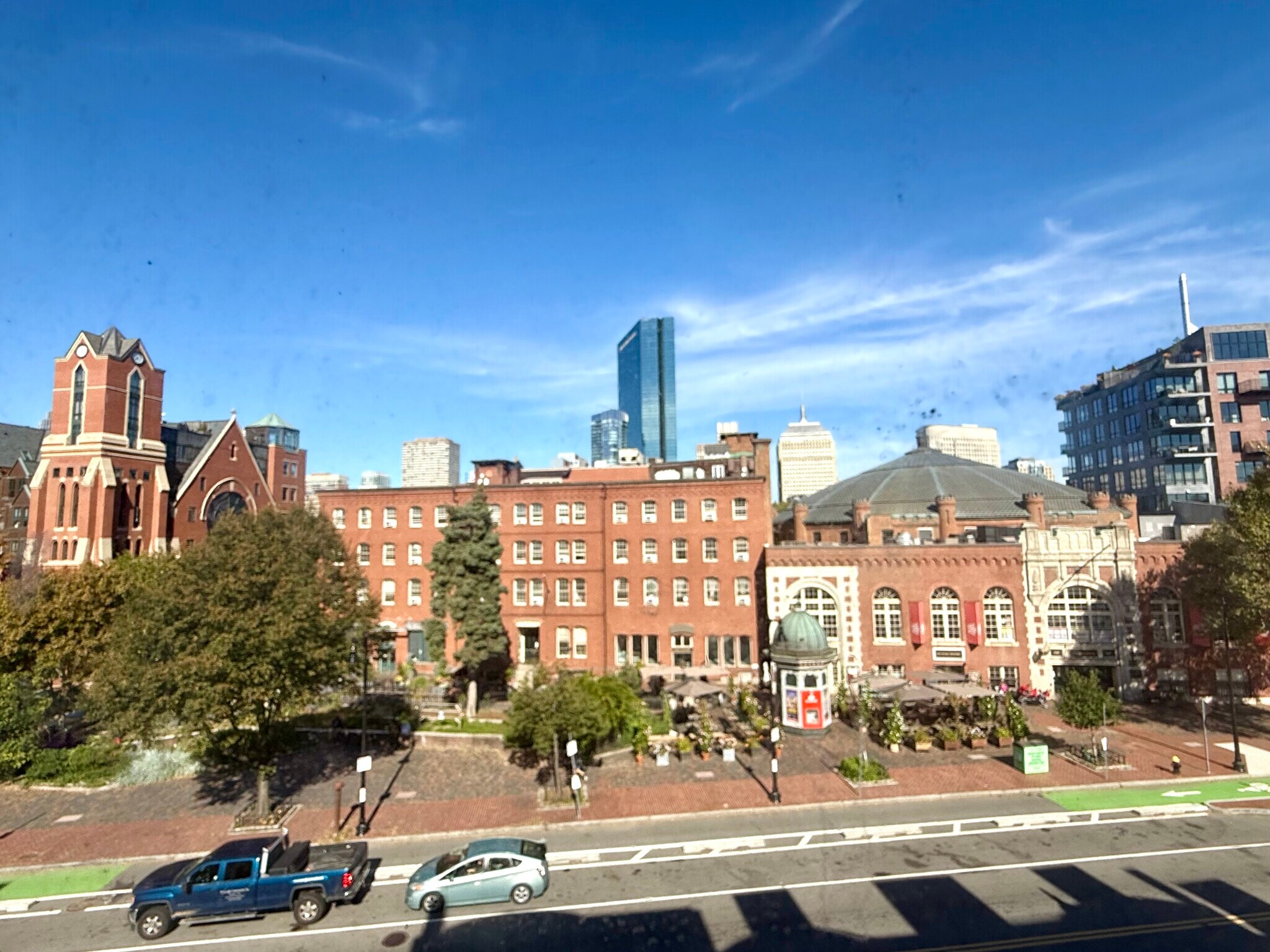 Building Photo - 550 Tremont St