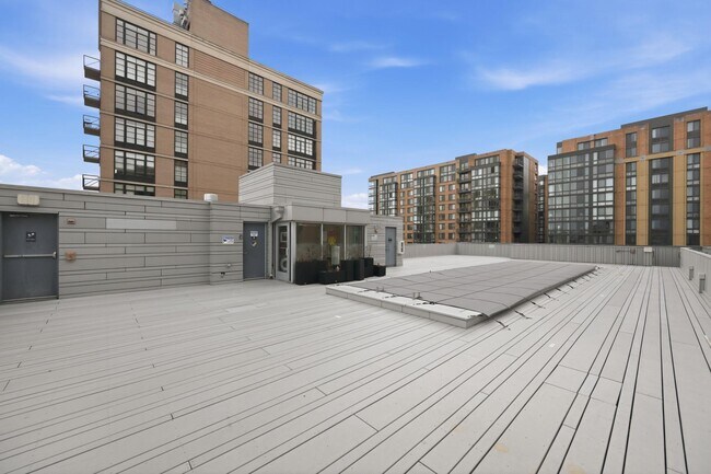 Building Photo - 437 New York Ave NW