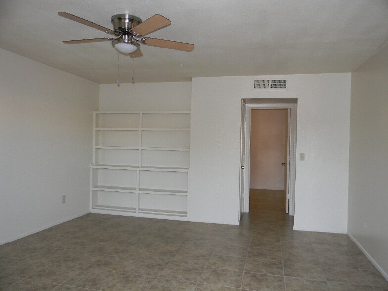 Primary Photo - 13230 North 21st Pl