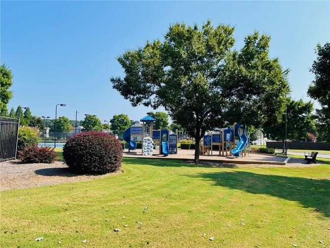 Building Photo - 8905 Friarbridge Dr