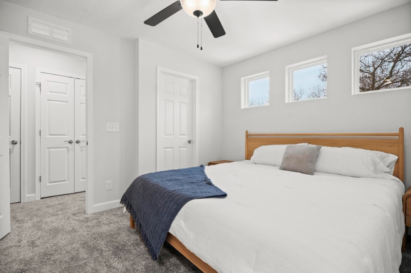 Building Photo - 2273 E 100th St