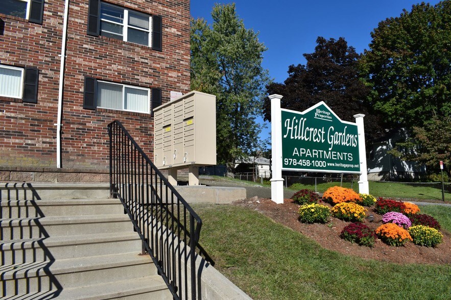 Hillcrest Gardens 11 Allen St Lowell MA 01852 Apartment Finder
