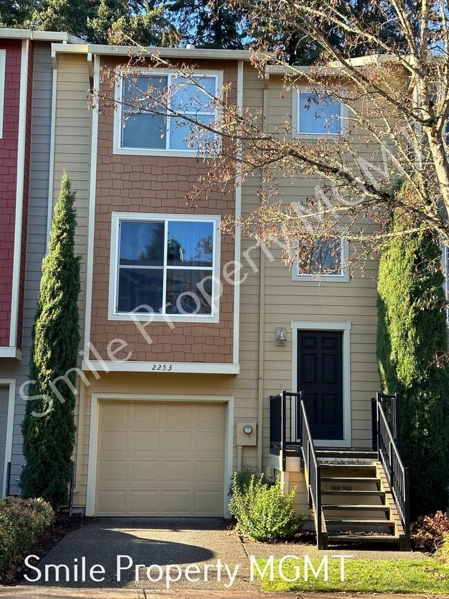 Primary Photo - townhouse