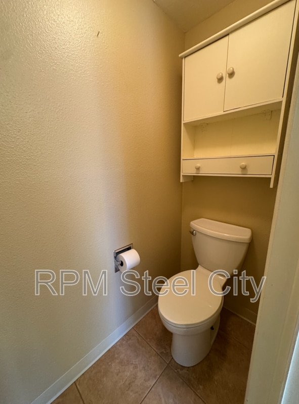 Building Photo - 1009 Constitution Rd