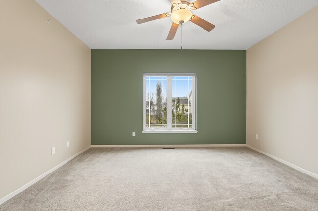 Building Photo - 6368 Manchester Ave NE