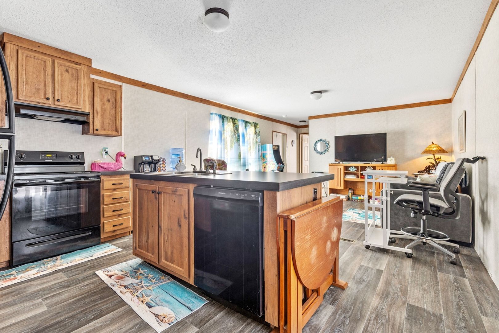 Building Photo - 27851 Roanoke Cir