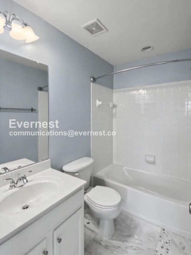 Building Photo - 129 Macon Dr