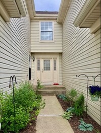 Building Photo - 2164 Seaver Ln