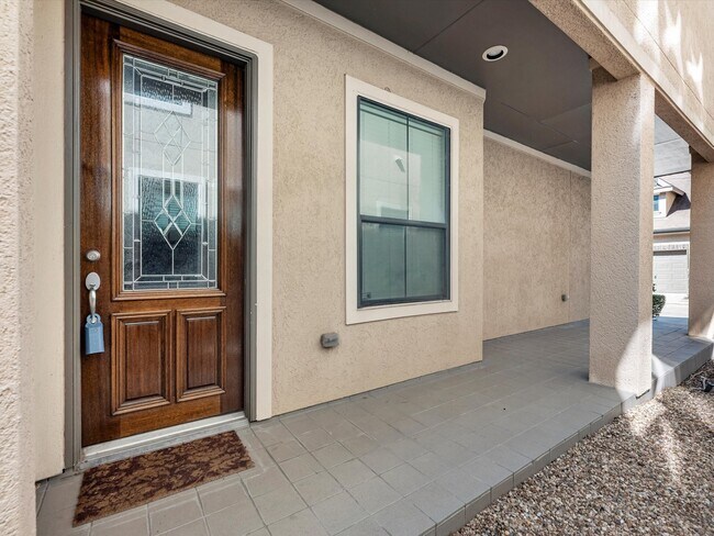 Building Photo - 11643 Royal Oaks View