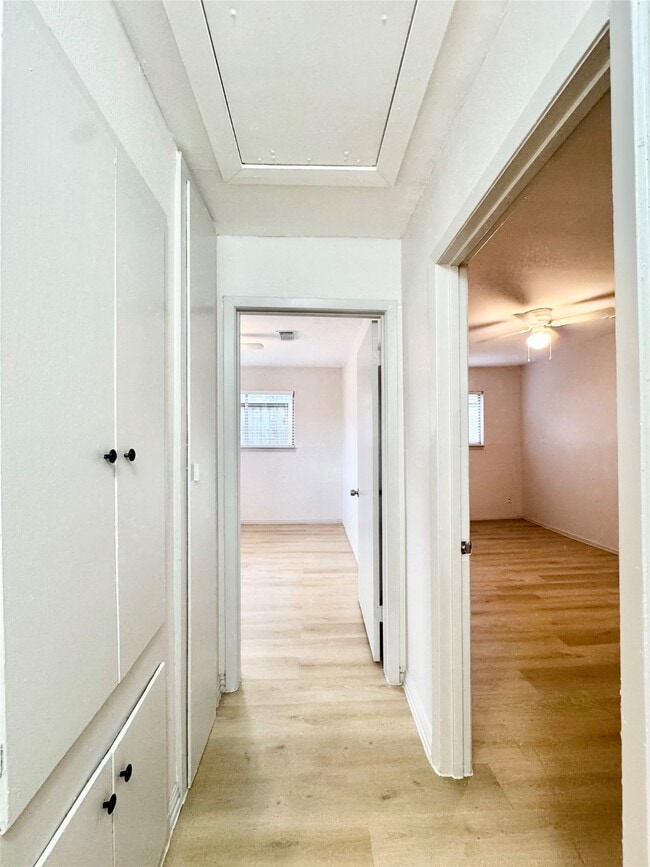 Building Photo - 1307 Willard St