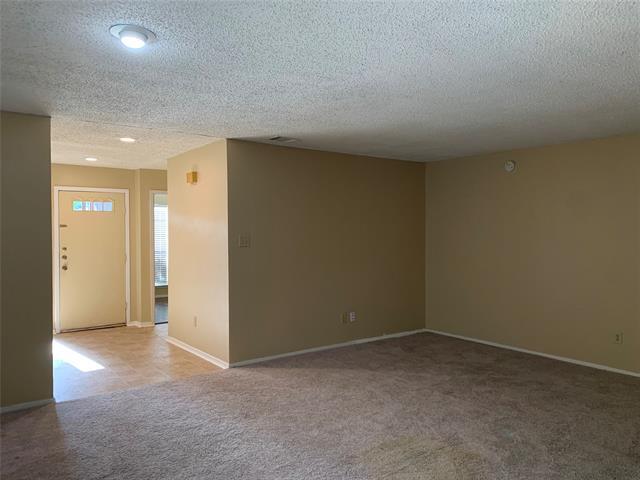 Building Photo - 1203 Custer Rd