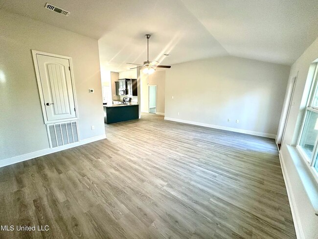 Building Photo - 13924 Ruby Ln