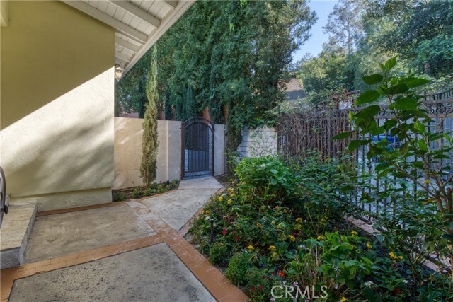 Building Photo - 7796 Skyhill Dr