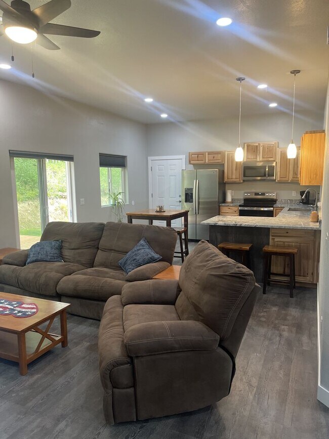 Building Photo - 8561 W Cormorant Way