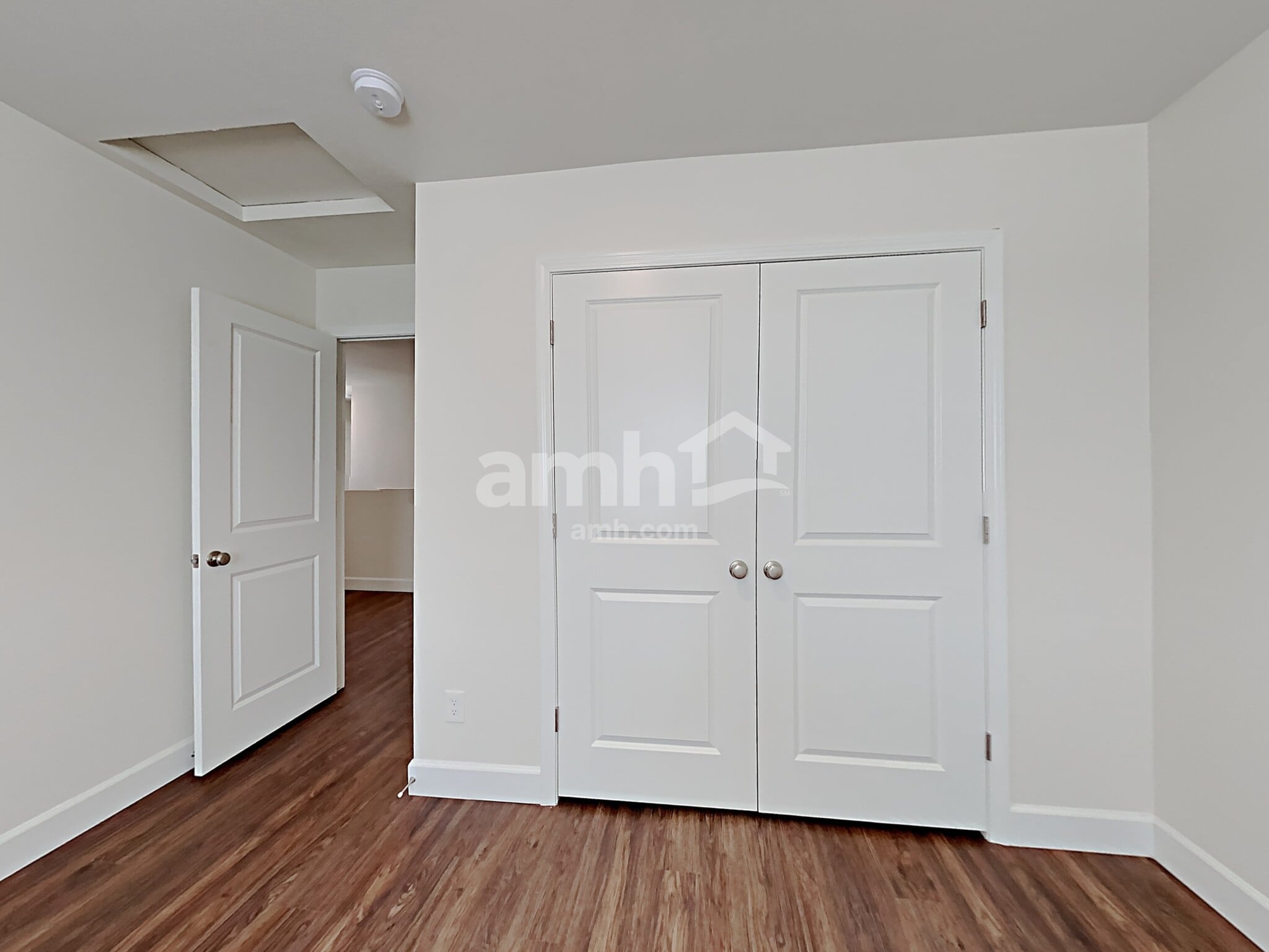 Building Photo - 1717 Viaggio Ave