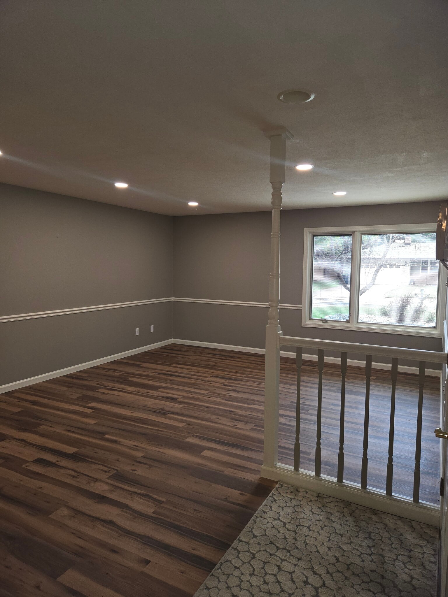 living room - 490 Ellefson St