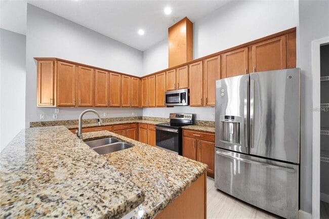 Building Photo - 3434 Bromfield Dr