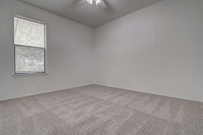 Building Photo - 3560 Ranch to Market Rd 2222