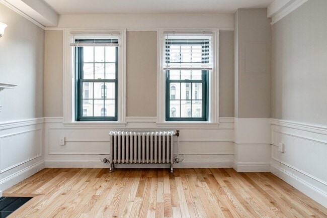 Building Photo - 124 Bowdoin St
