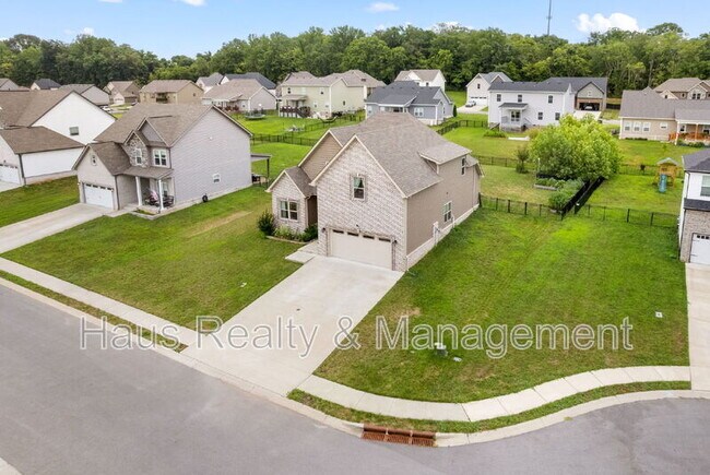 Building Photo - 433 Crestwicke Ct