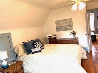 Building Photo - 1205 W Conant St