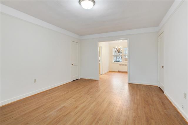 Building Photo - 5406 St Charles Ave