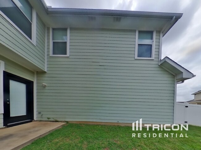 Building Photo - 1016 Oakcrest Drive Providence Village TX