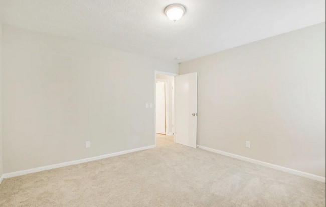 Building Photo - 678 Utoy Cir SW