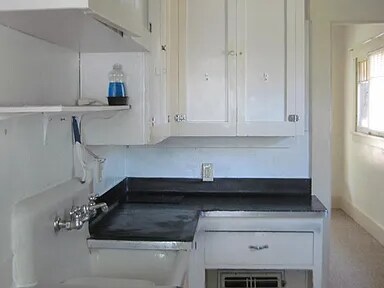 Building Photo - 1043 N 31st St