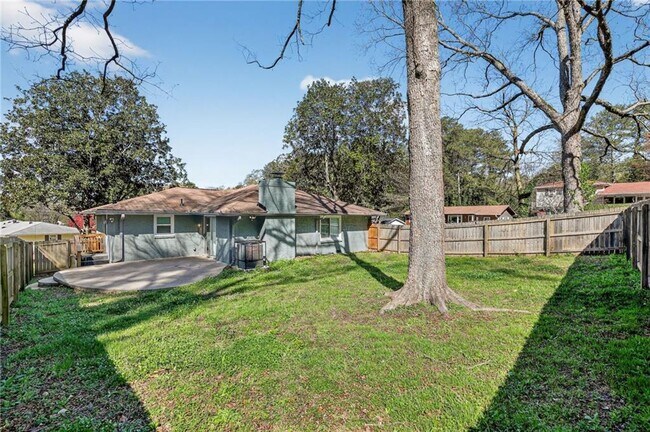 Building Photo - 147 Hermer Cir NW