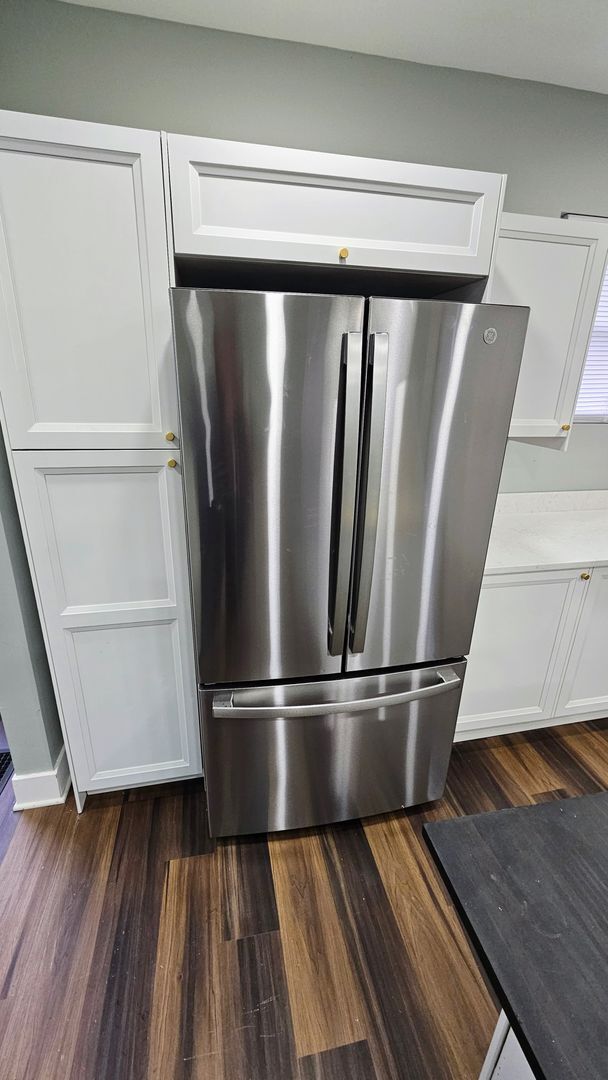 Building Photo - Stunning Renovation Ready for Your Finishing Touches!